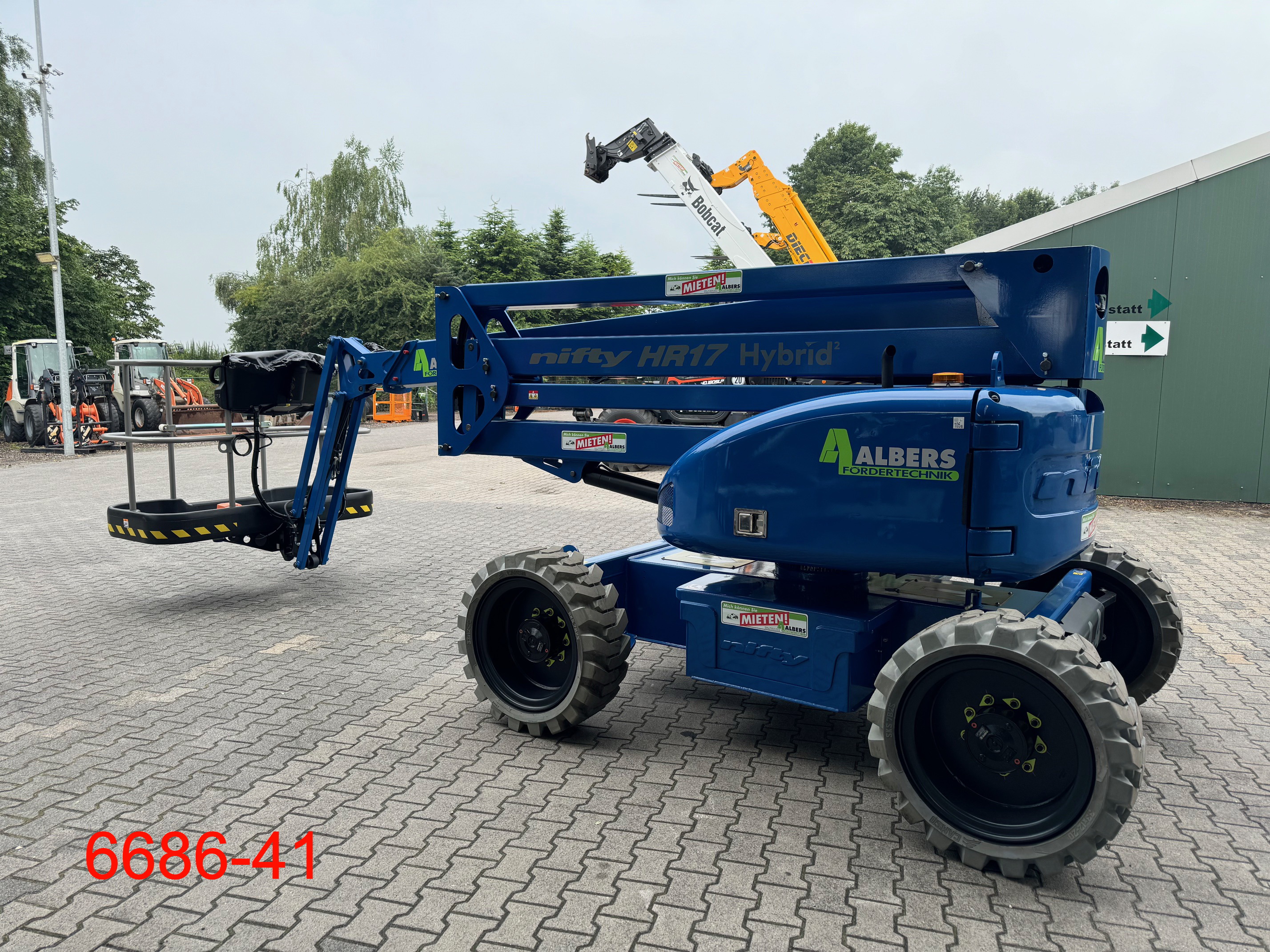 Niftylift-HR 17 4 x 4 Hybrid 2 MK3-Gelenkteleskopbhne-www.heftruckcentrumemmen.nl