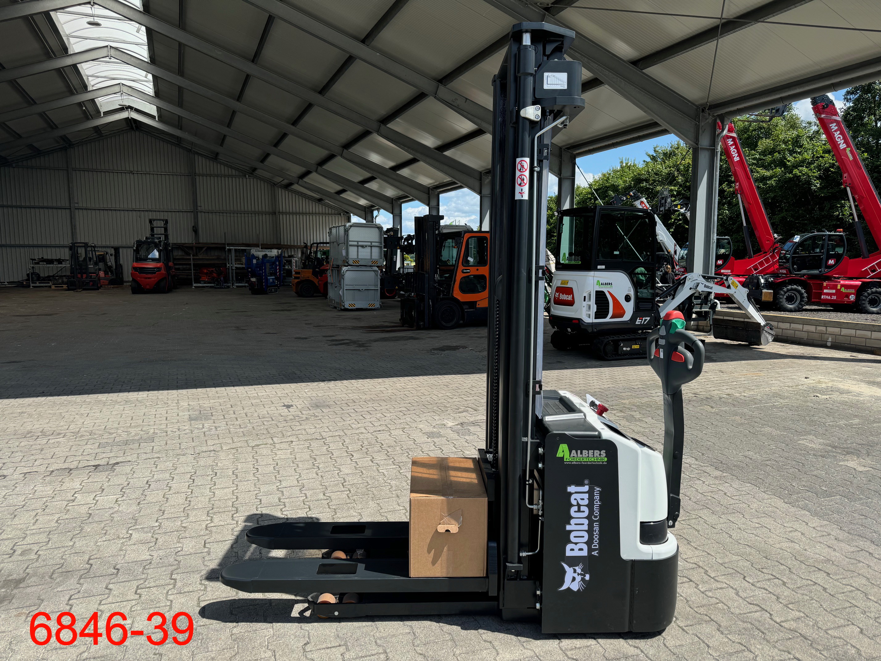 Bobcat-BSL 16 N 7-Hochhubwagen-www.heftruckcentrumemmen.nl