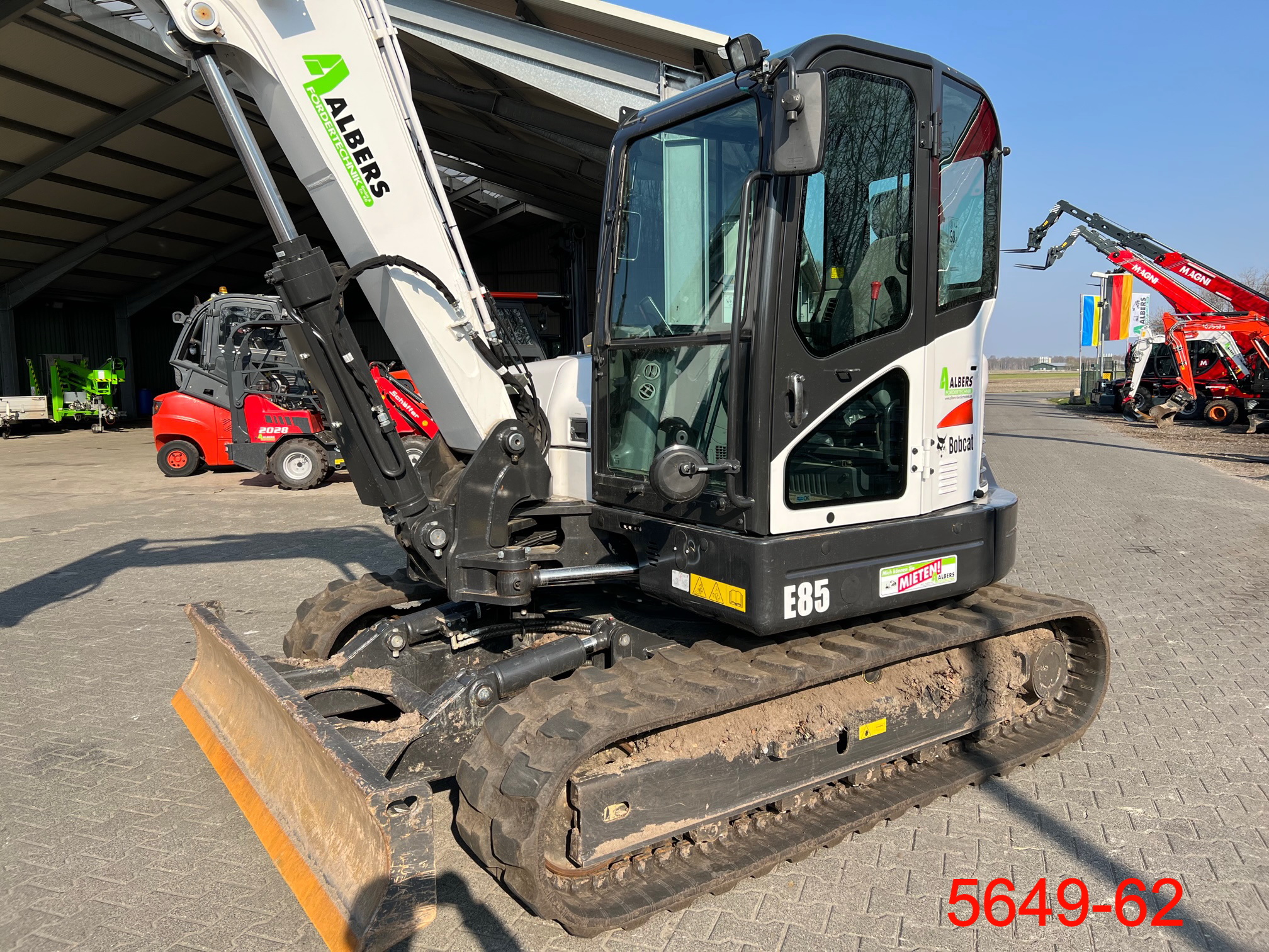 Bobcat-E 85-Minibagger-www.heftruckcentrumemmen.nl