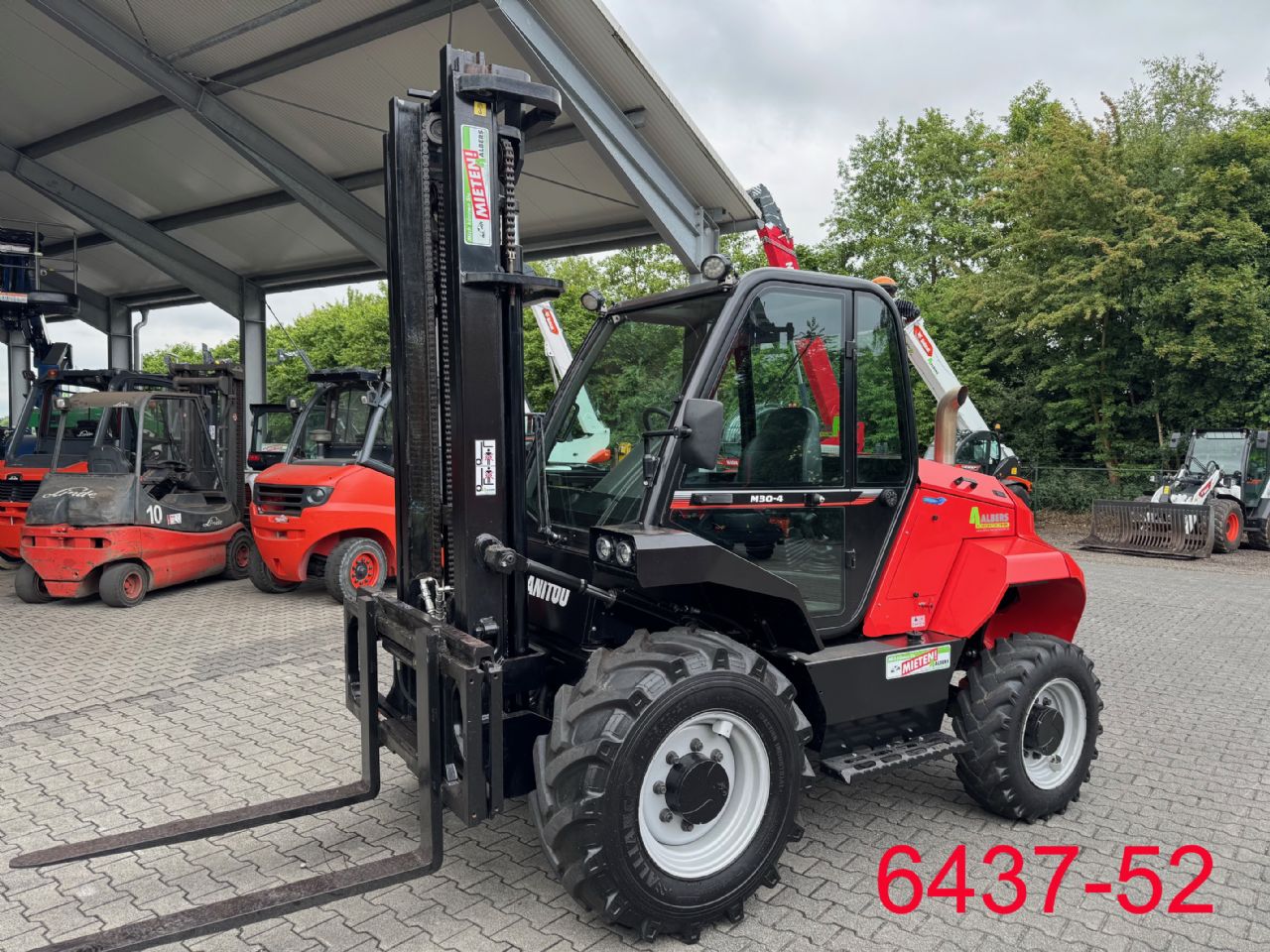 Manitou-M 30 - 4-Gelndestapler-http://www.albers-gabelstapler.de