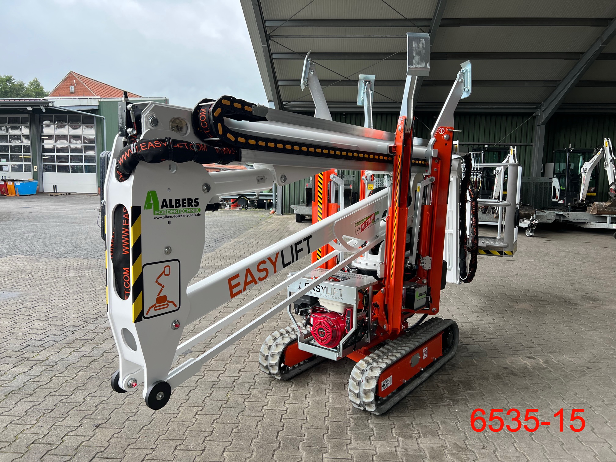 Easy Lift-R 180 Funk Raupenbhne-Gelenkteleskopbhne-www.heftruckcentrumemmen.nl