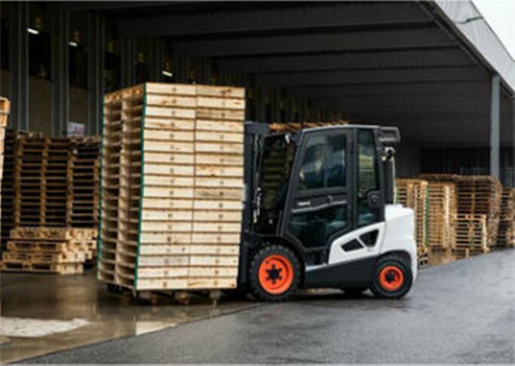 Bobcat-D 30 S 9-Dieselstapler-www.albers-gabelstapler.de