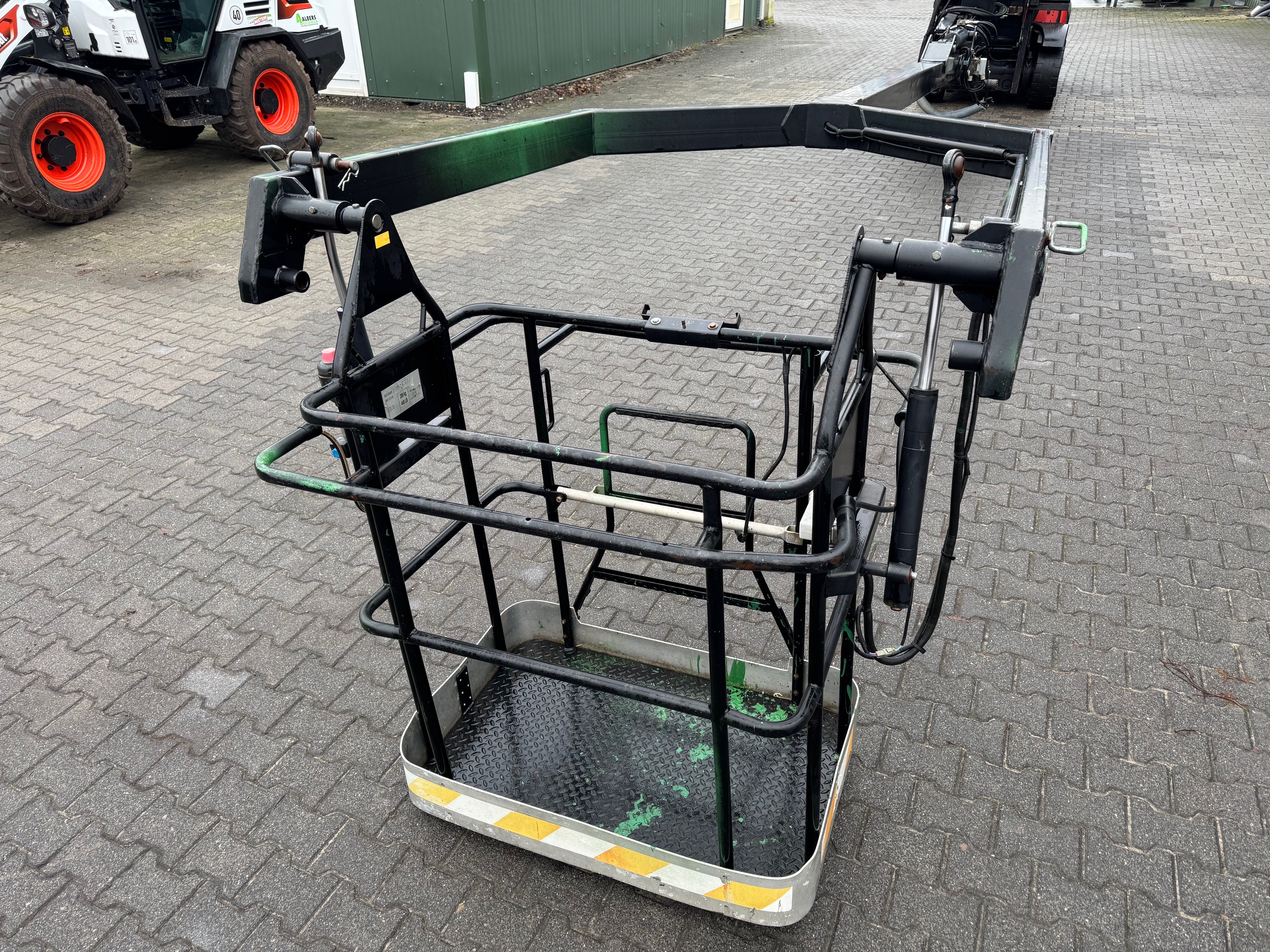 Manitou-3D Gondel System-Personenkorb-www.heftruckcentrumemmen.nl