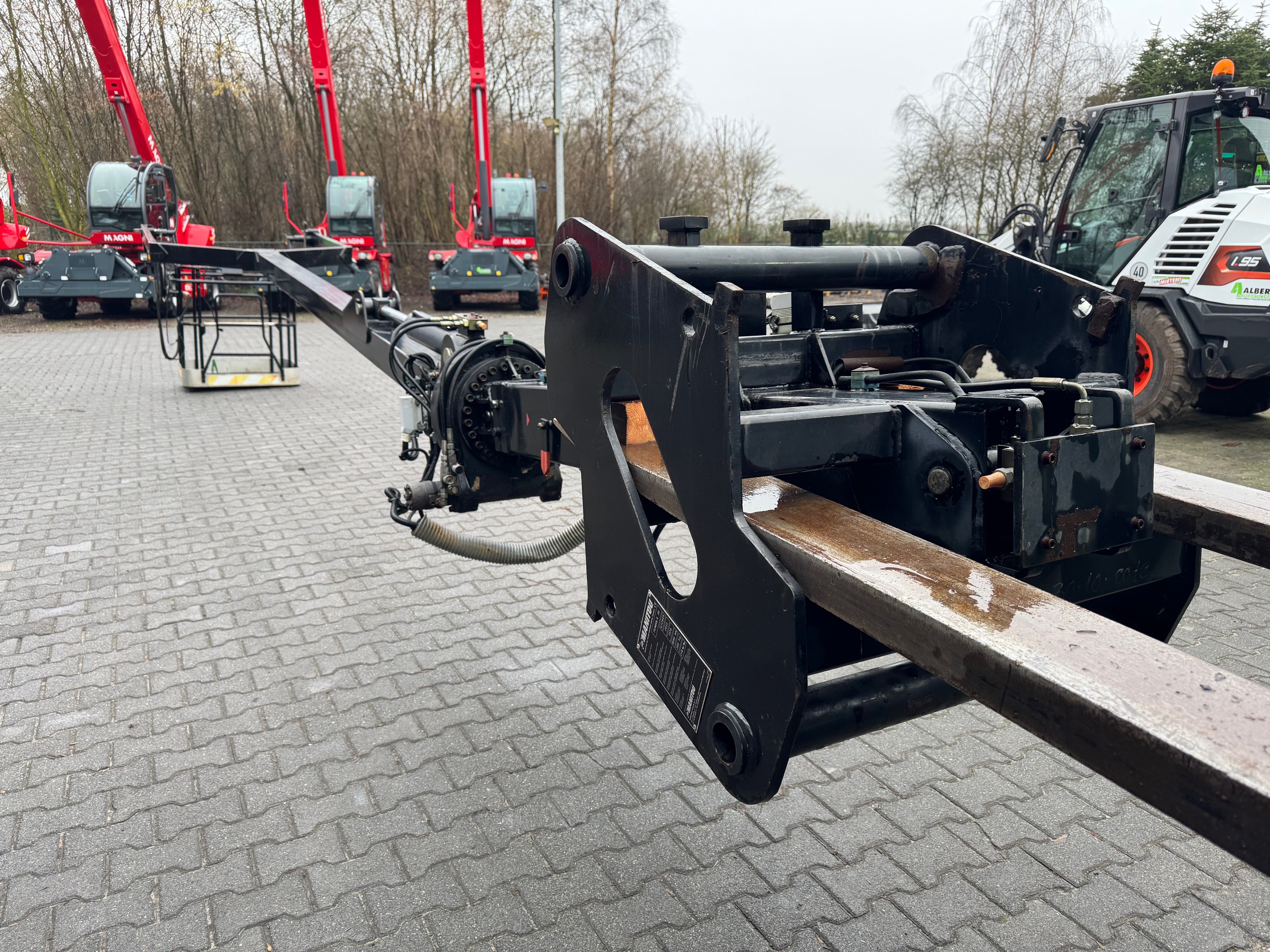 Manitou-3D Gondel System-Personenkorb-www.heftruckcentrumemmen.nl