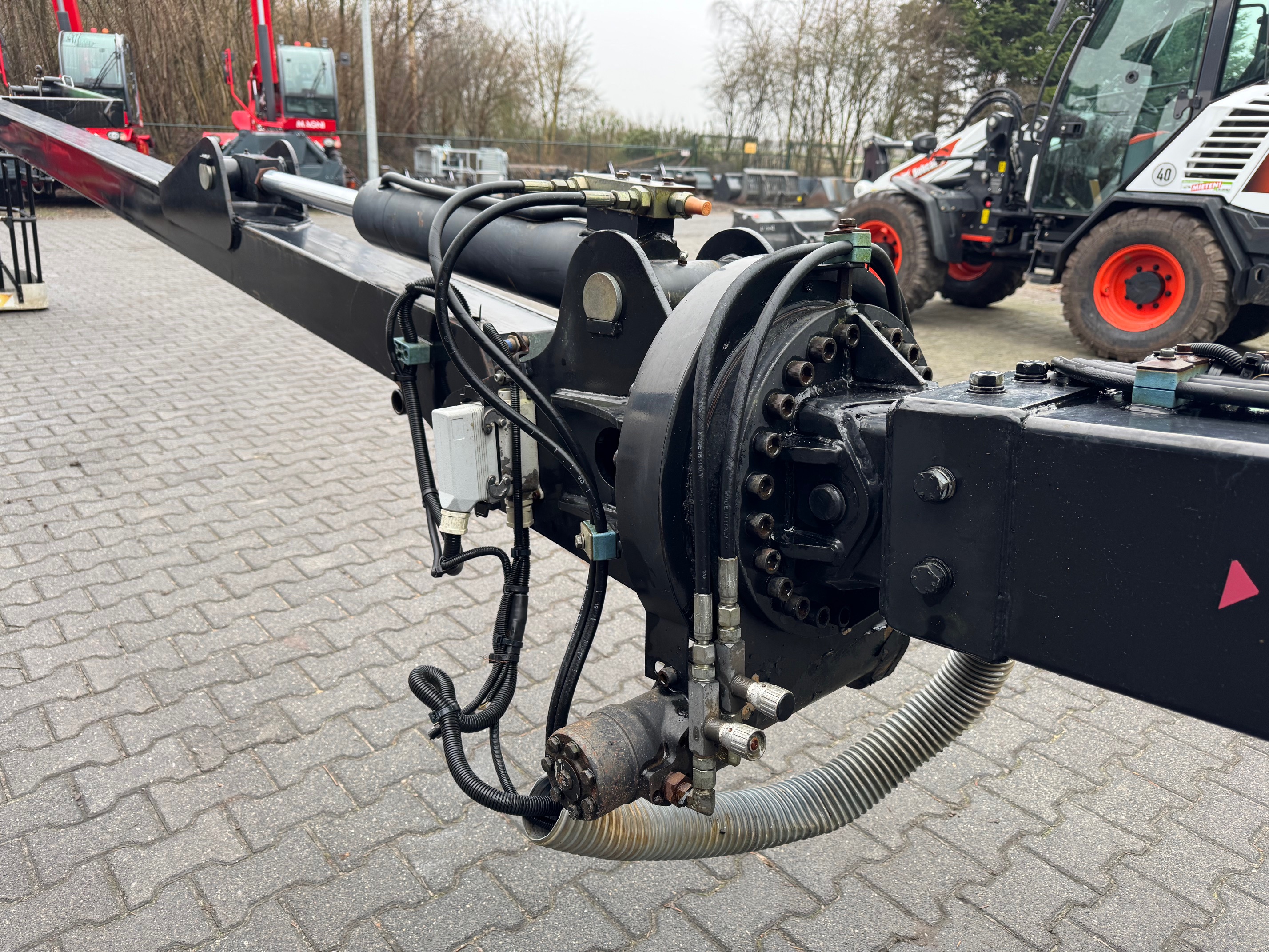 Manitou-3D Gondel System-Personenkorb-www.heftruckcentrumemmen.nl
