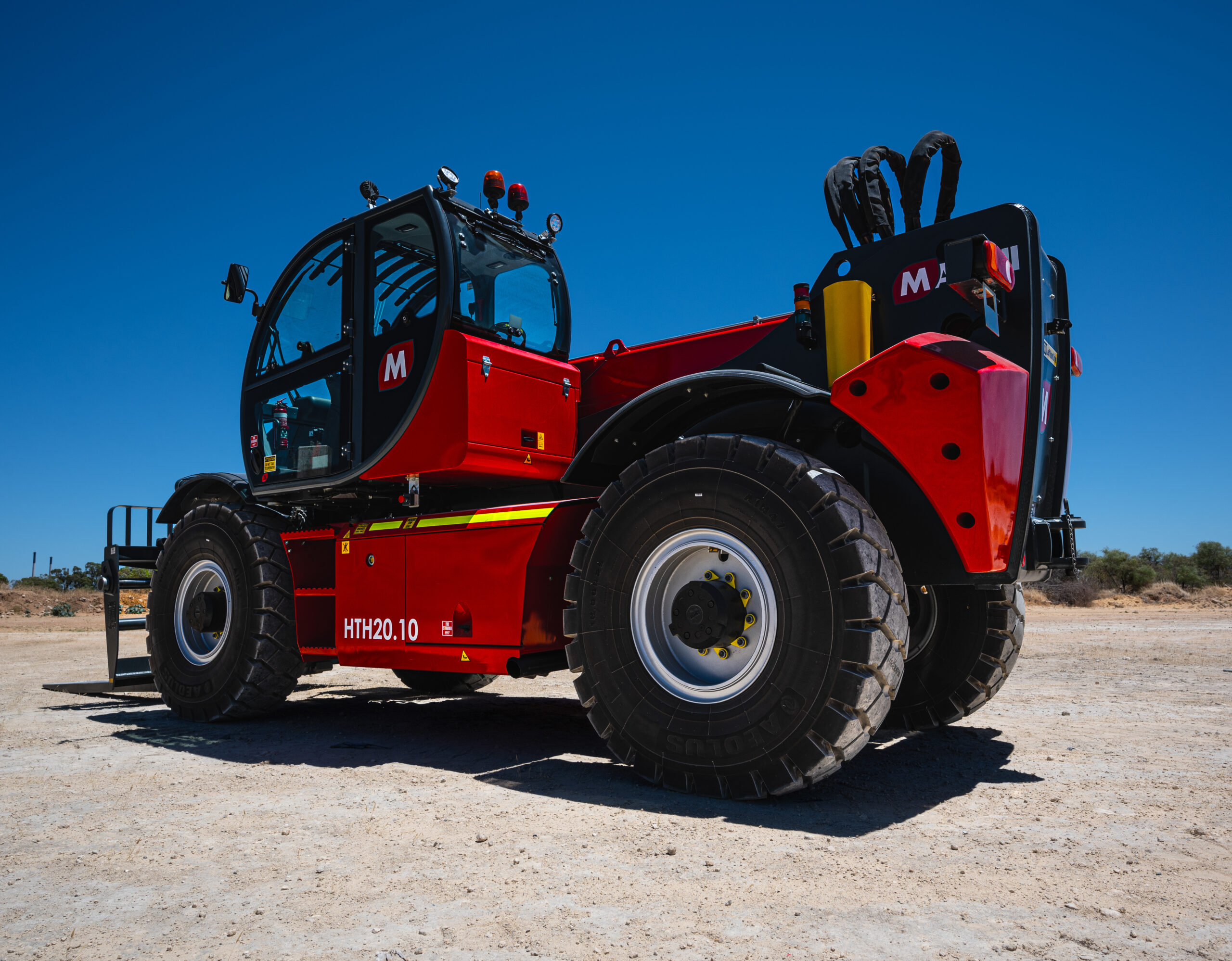 Magni-HTH 20.10-Teleskopstapler drehbar-http://www.albers-gabelstapler.de