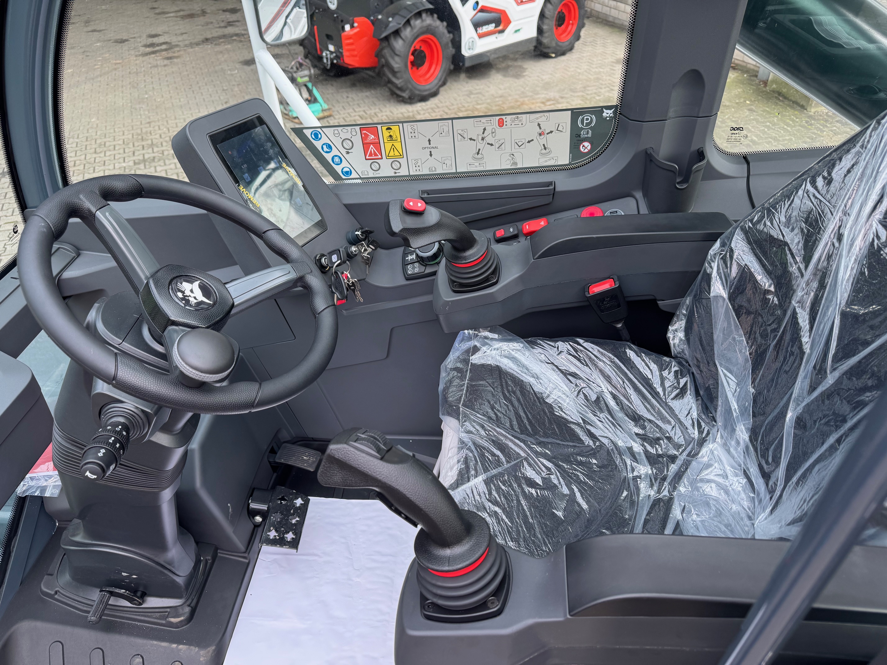 Bobcat-TR 50.210-Teleskopstapler drehbar-www.heftruckcentrumemmen.nl