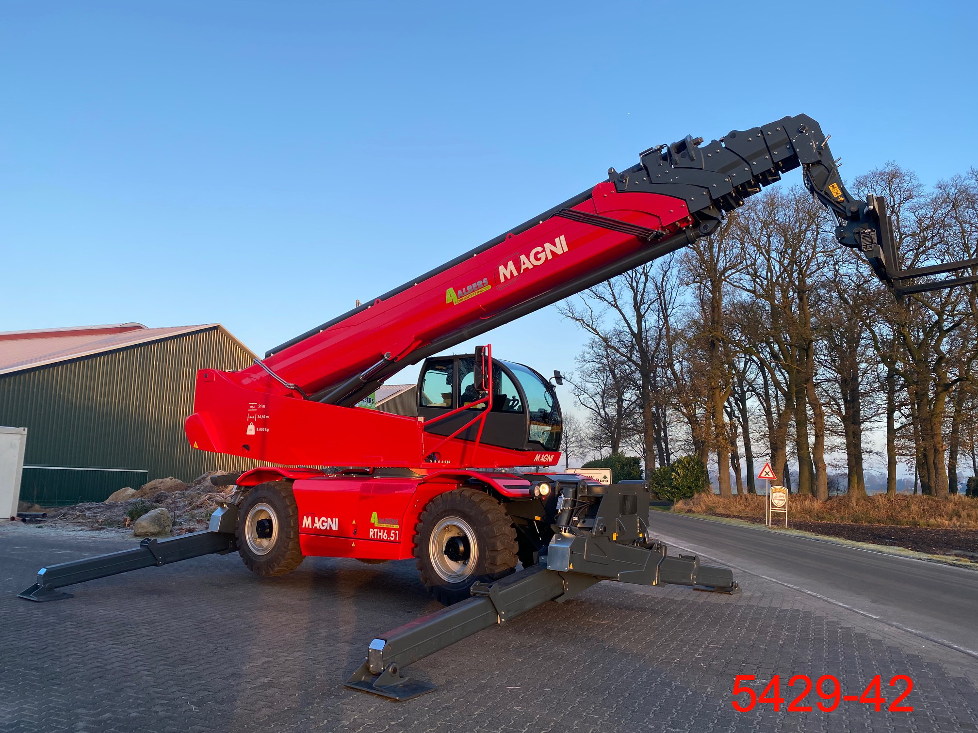 Magni-RTH 6.51-Teleskopstapler drehbar-www.albers-gabelstapler.de