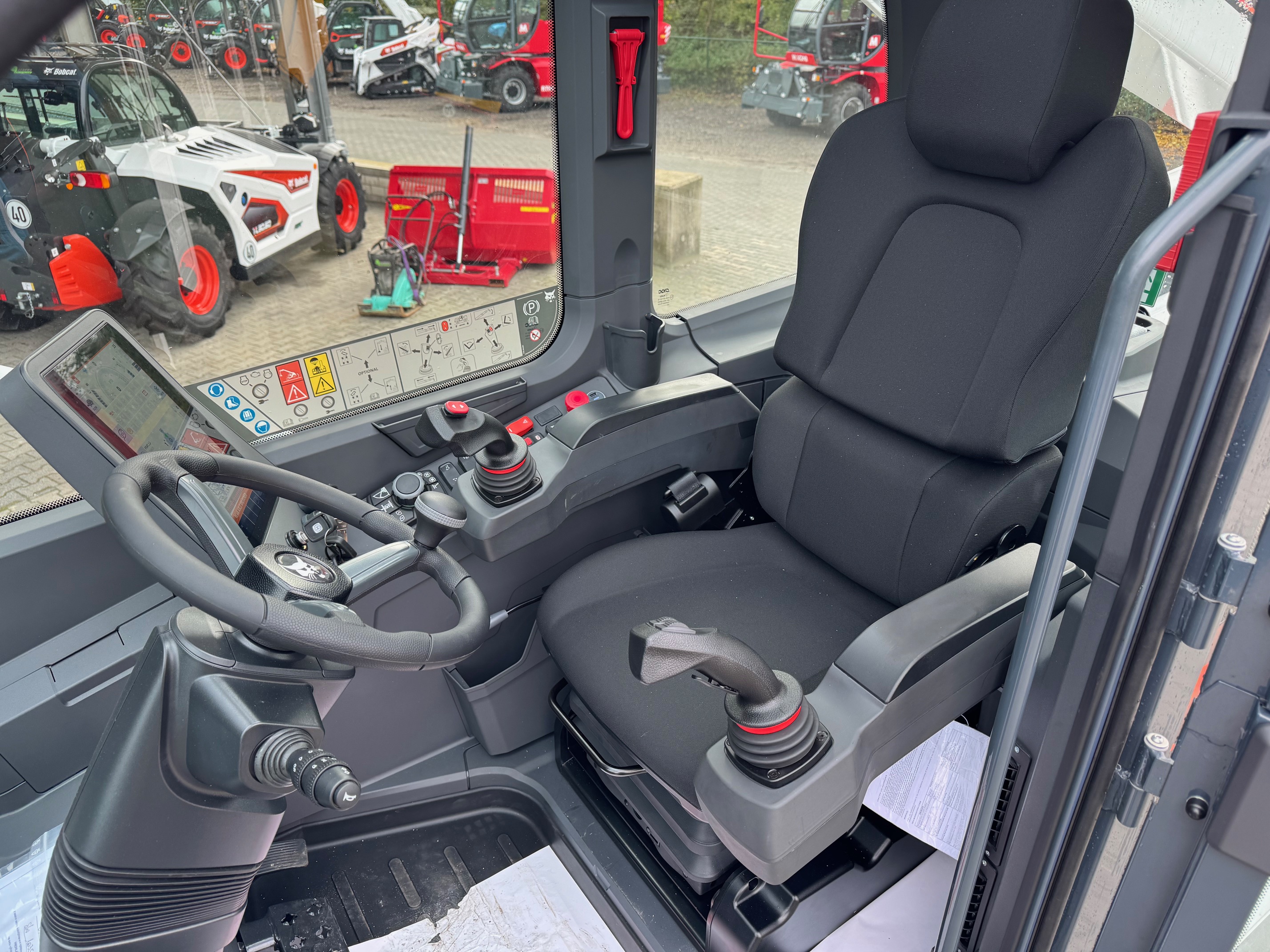 Bobcat-TR 60.220-Teleskopstapler drehbar-www.heftruckcentrumemmen.nl