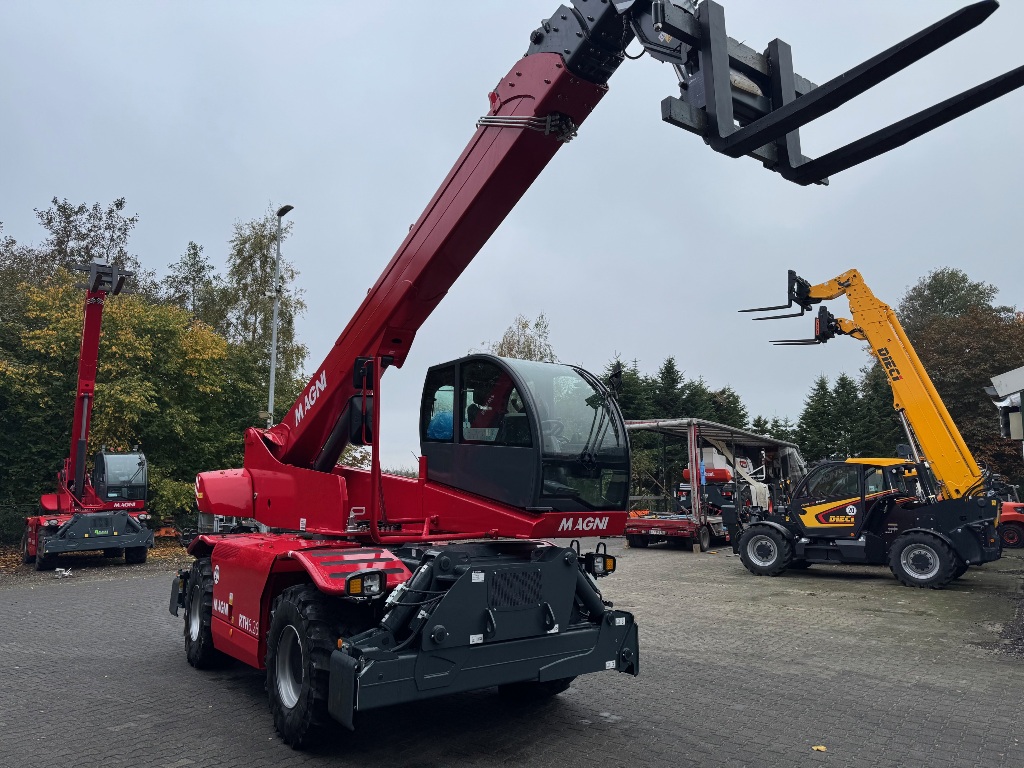 Magni-RTH 6.26-Teleskopstapler drehbar-www.albers-gabelstapler.de