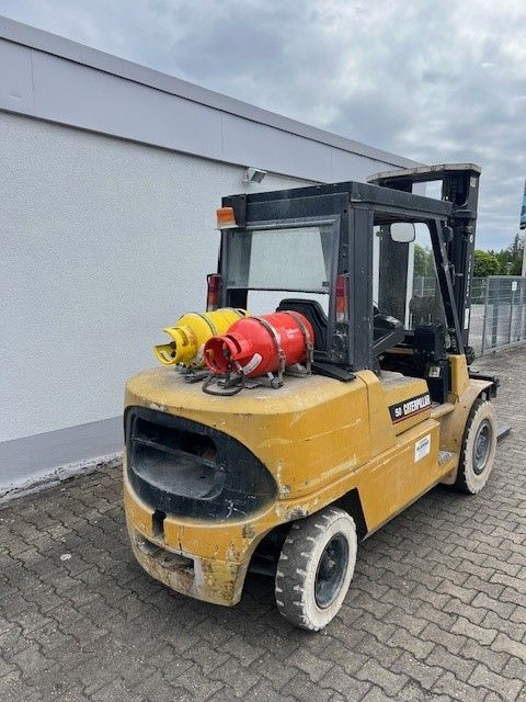 Caterpillar-GP 50 K-Treibgasstapler www.alexius-gabelstapler.de