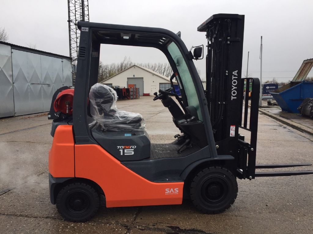 Toyota-02-8FGF15-Treibgasstapler-http://www.anders-gabelstapler.de
