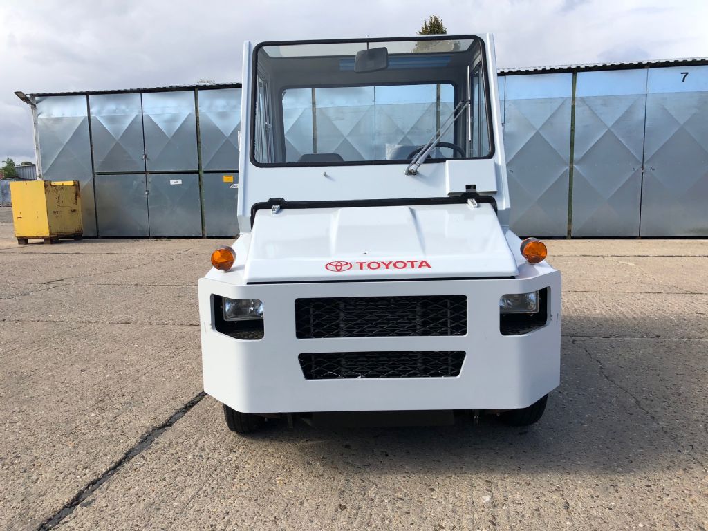Toyota-02-2TD20-Schlepper-http://www.anders-gabelstapler.de