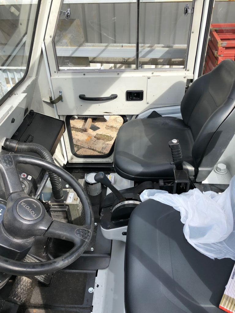 Toyota-02-2TD20-Schlepper-http://www.anders-gabelstapler.de
