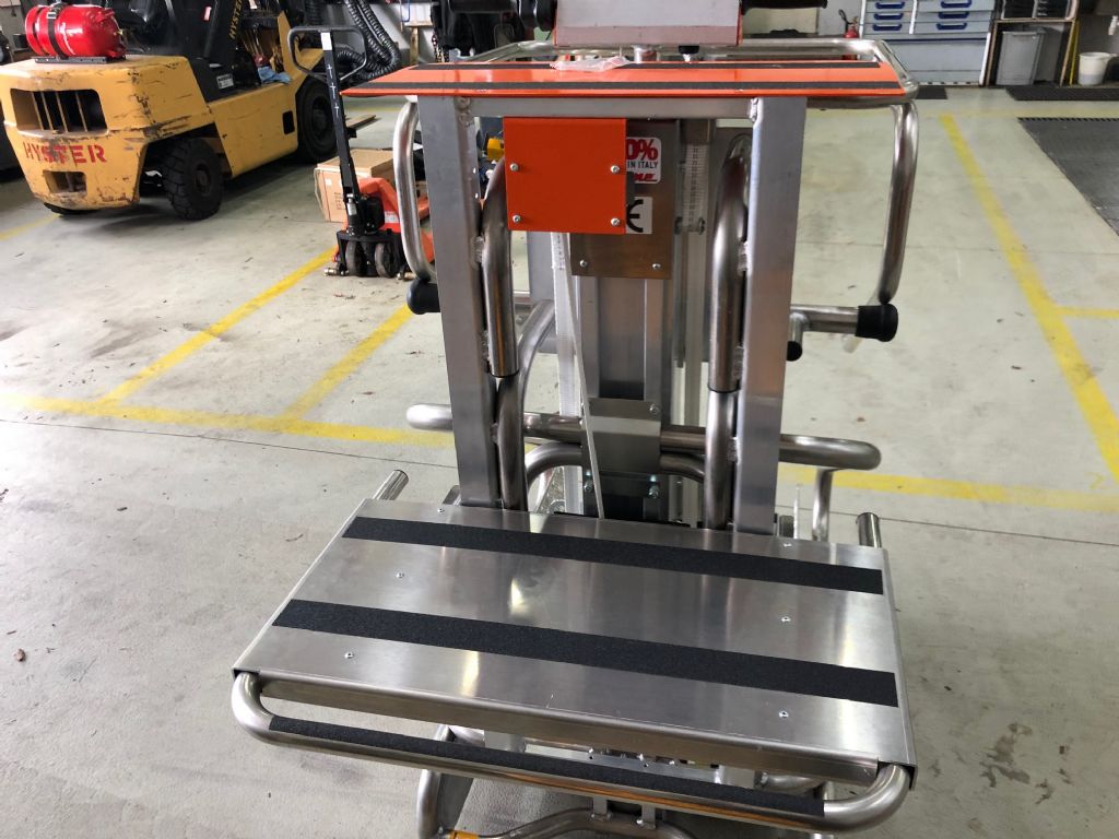 Faraone - Elevah-Elevah 40 Picking-Senkrecht Hebebhne-http://www.anders-gabelstapler.de