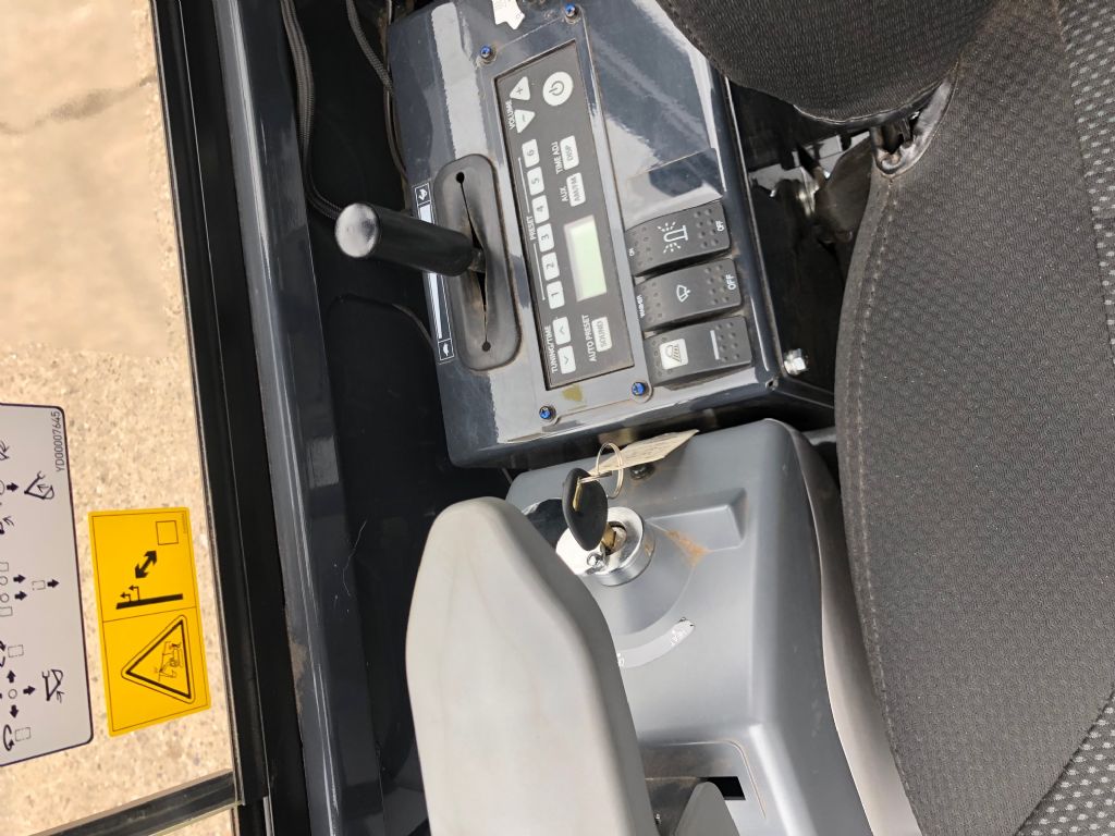 Hitachi-ZX19-5-Minibagger-http://www.anders-gabelstapler.de