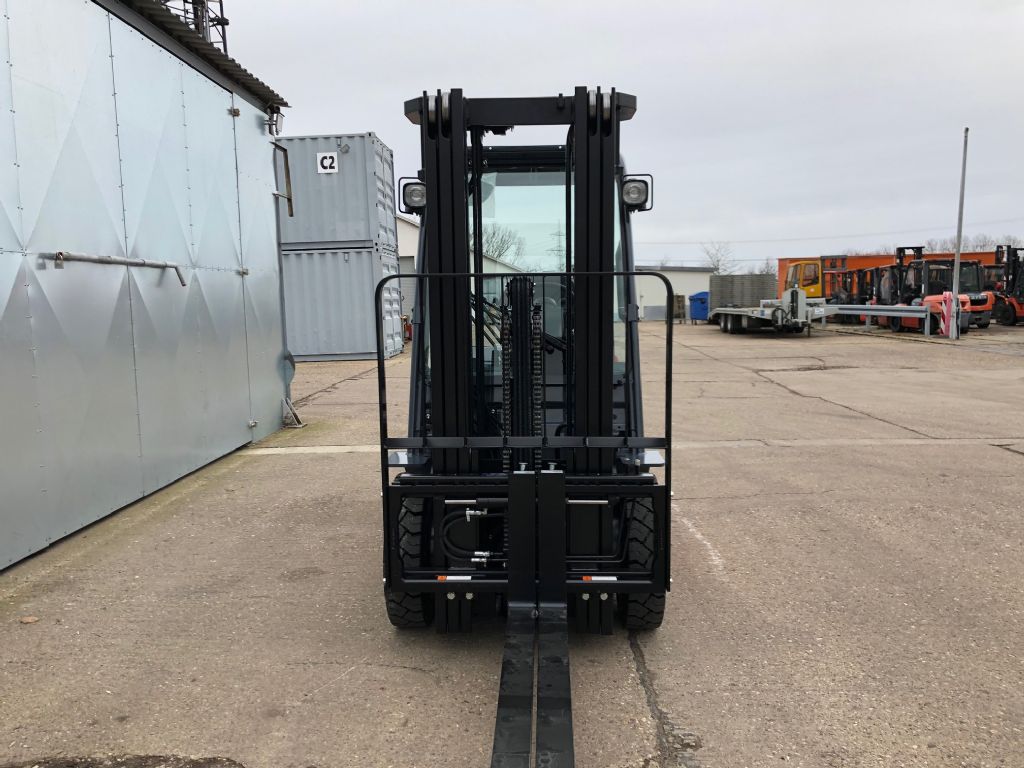Toyota-02-8FDF25-Dieselstapler-http://www.anders-gabelstapler.de