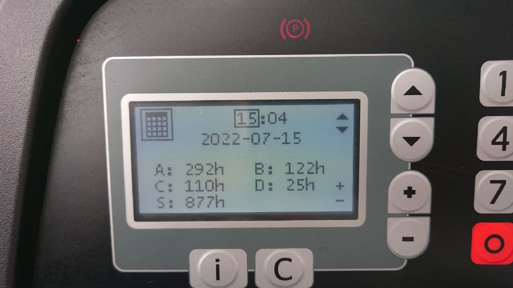 Toyota-RRE140H-Schubmaststapler-http://www.anders-gabelstapler.de