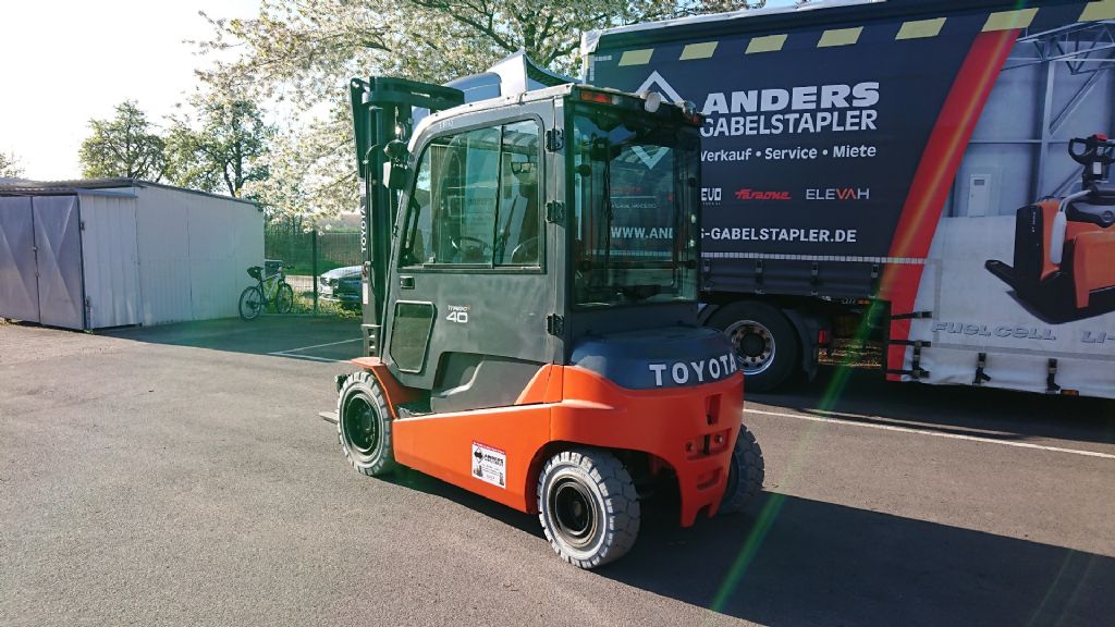 Toyota-8FBM40T-Elektro 4 Rad-Stapler-http://www.anders-gabelstapler.de