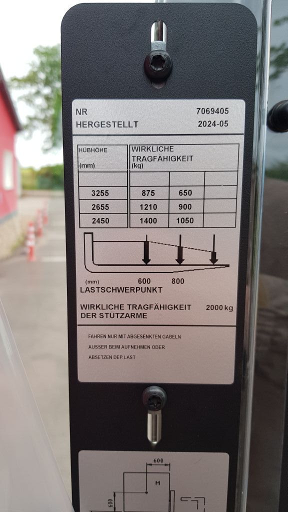 Toyota-SWE140L-Doppelstockstapler-http://www.anders-gabelstapler.de