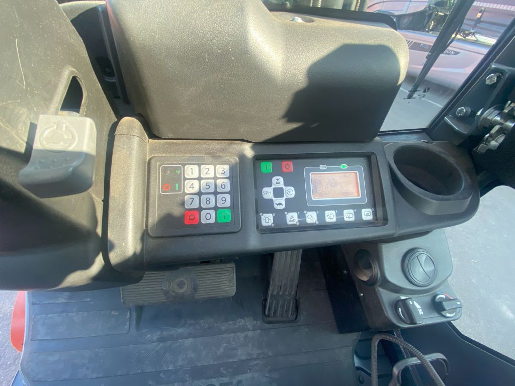 Toyota-8FBMK20T-Elektro 4 Rad-Stapler-http://www.anders-gabelstapler.de
