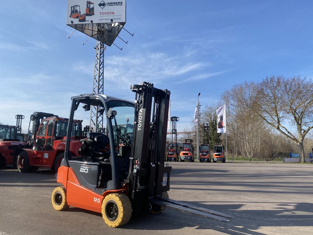 Toyota-8FBMK20T-Elektro 4 Rad-Stapler-http://www.anders-gabelstapler.de