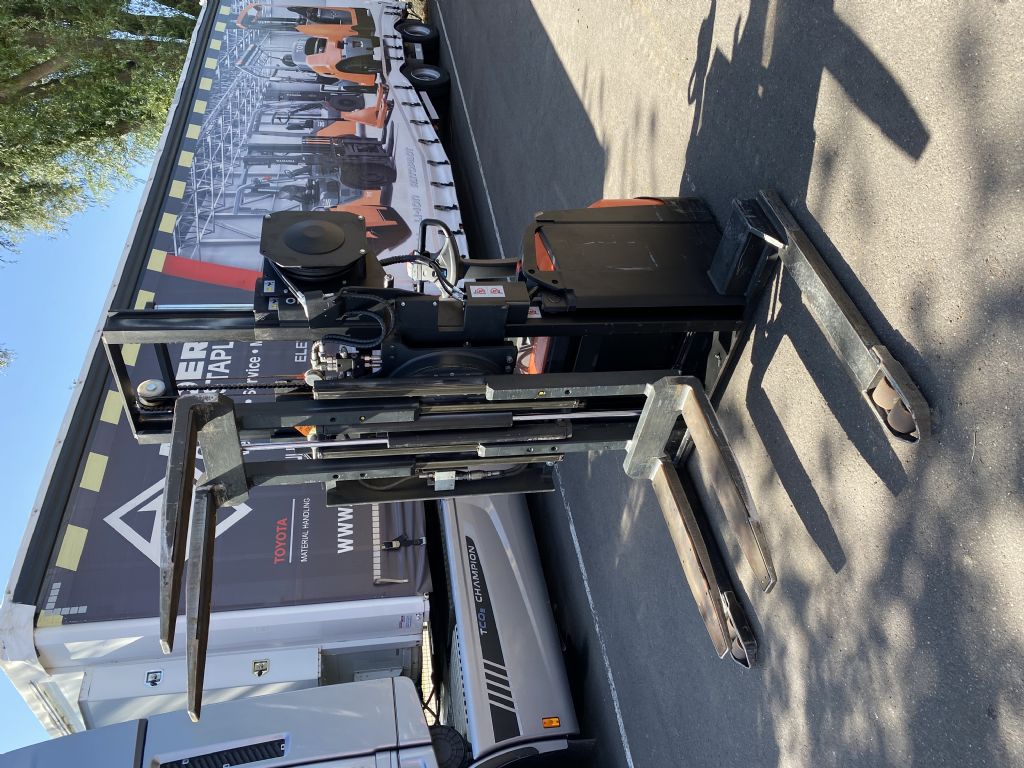 Toyota-SWE140S-Deichselstapler-http://www.anders-gabelstapler.de