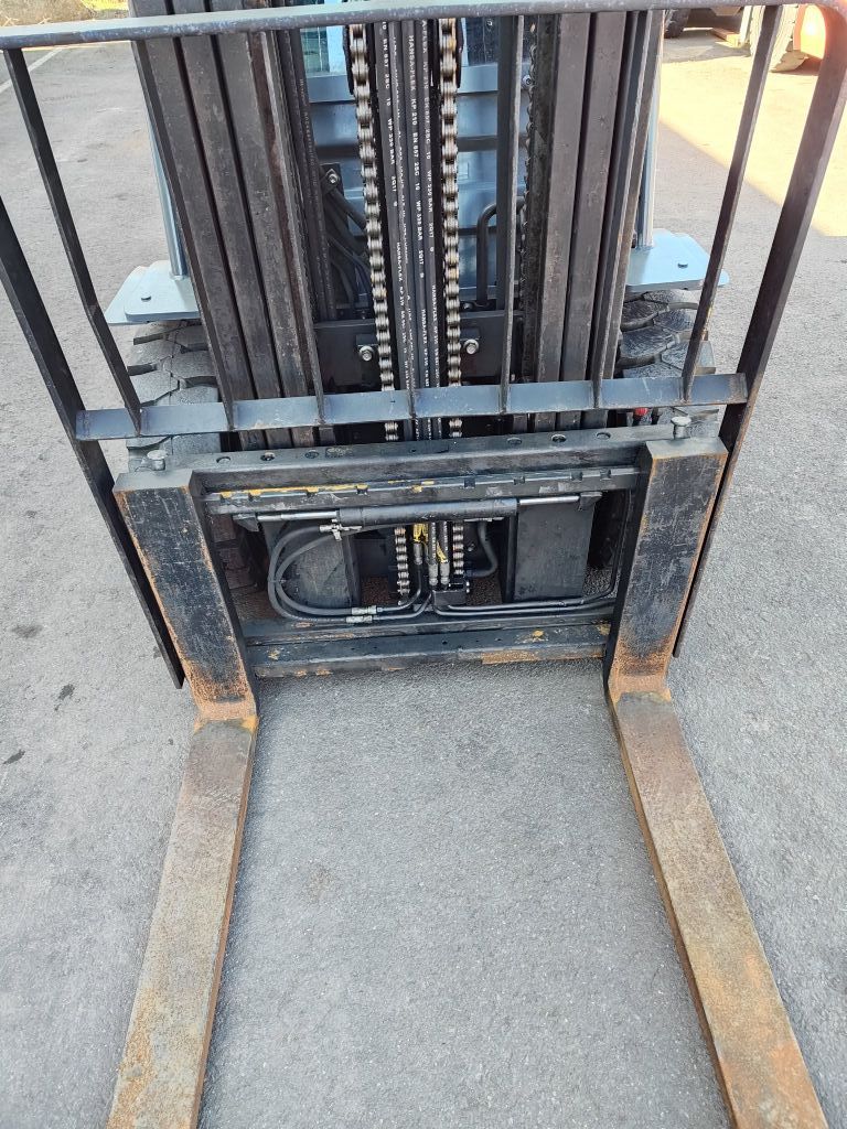 Toyota 02-8FGF30 Treibgasstapler www.anders-gabelstapler.de