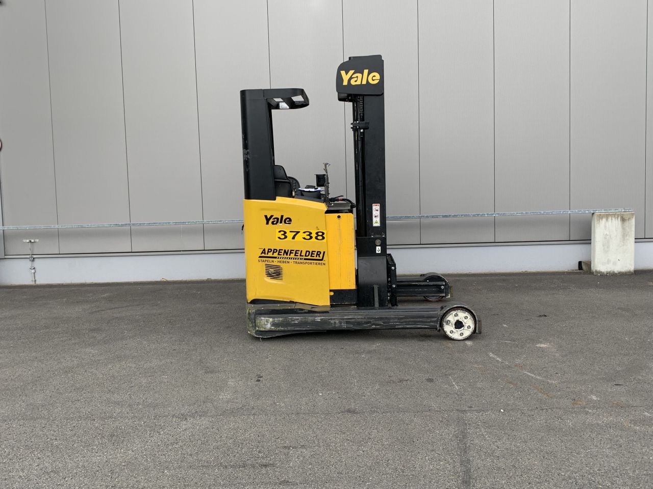 Yale MR25 Schubmaststapler www.appenfelder.de