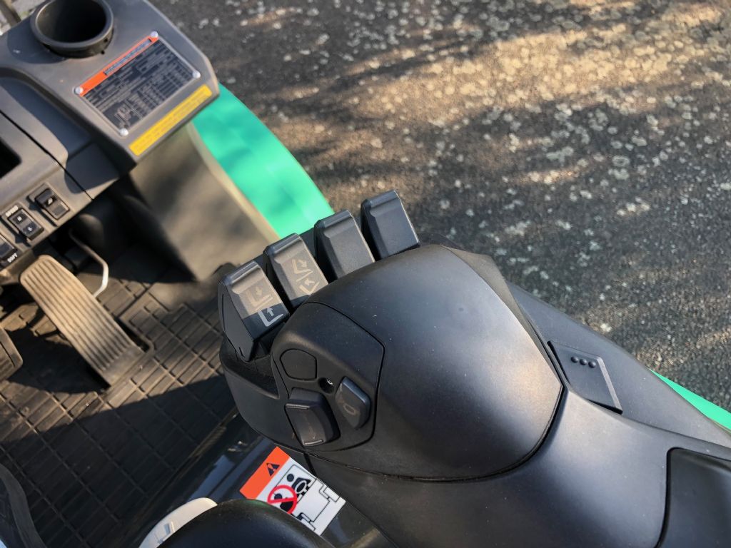 Mitsubishi FD35N3 Dieselstapler www.staplerzentrum-leipzig.de Mitsubishi FD35N3 Dieselstapler www.staplerzentrum-leipzig.de