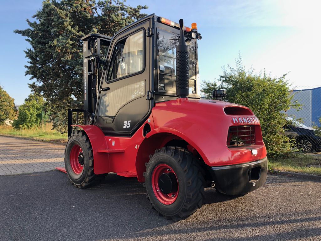Hangcha CPCD35 XW98C-RT4 Geländestapler www.staplerzentrum-leipzig.de Hangcha CPCD35 XW98C-RT4 Geländestapler www.staplerzentrum-leipzig.de