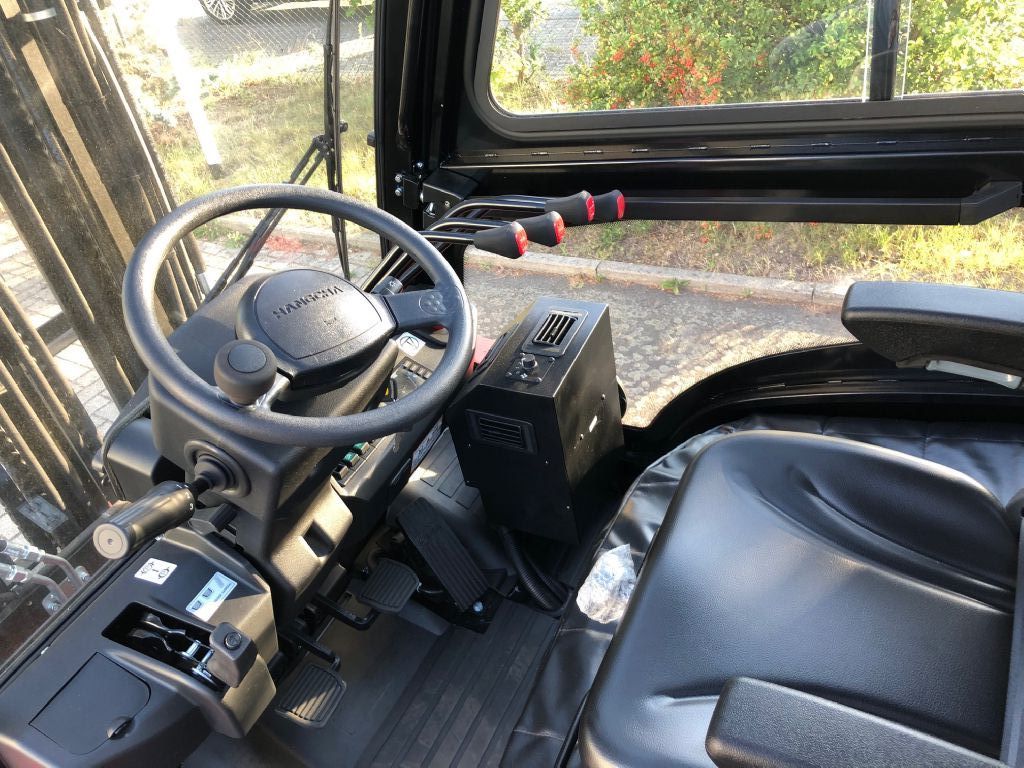 Hangcha CPCD35 XW98C-RT4 Geländestapler www.staplerzentrum-leipzig.de Hangcha CPCD35 XW98C-RT4 Geländestapler www.staplerzentrum-leipzig.de