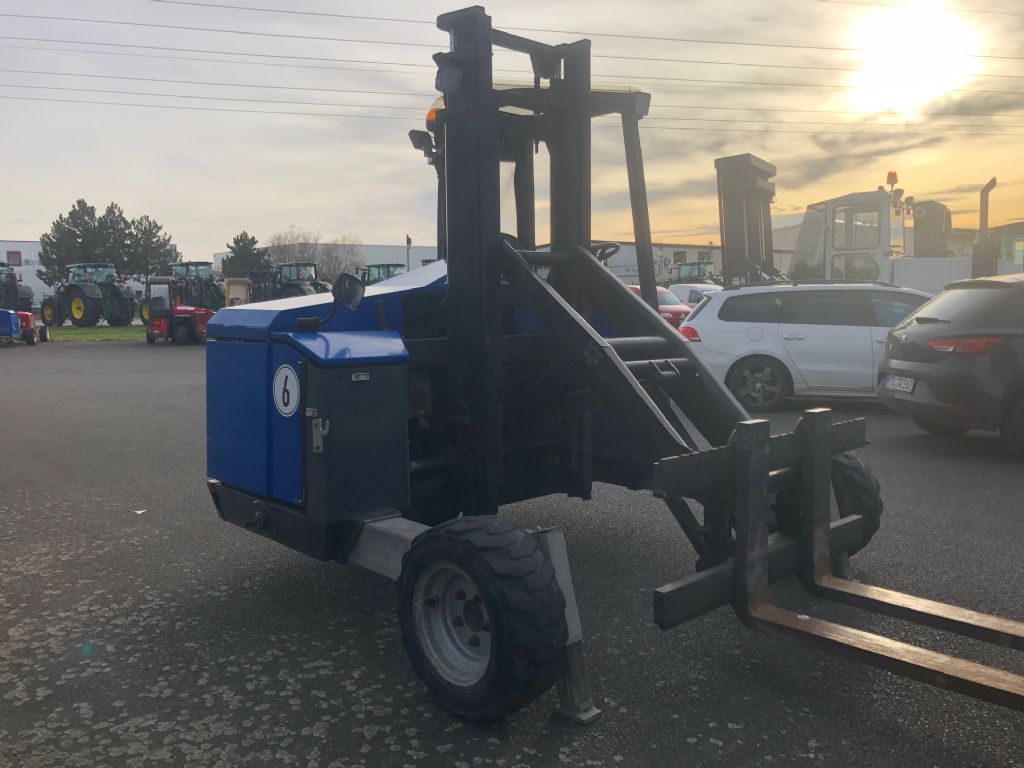 Terberg TKL-M-3x3 Mitnahmestapler www.staplerzentrum-leipzig.de Terberg TKL-M-3x3 Mitnahmestapler www.staplerzentrum-leipzig.de