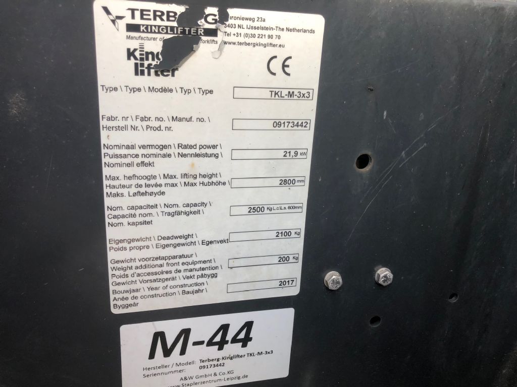 Terberg TKL-M-3x3 Mitnahmestapler www.staplerzentrum-leipzig.de Terberg TKL-M-3x3 Mitnahmestapler www.staplerzentrum-leipzig.de