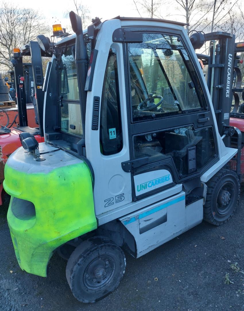 UniCarriers Y1D2A25Q DX25 Dieselstapler www.hangcha-gabelstapler.de