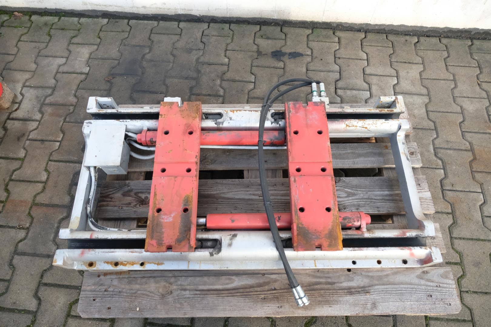 Durwen RZV45 Zinkenverstellgerät www.hangcha-gabelstapler.de