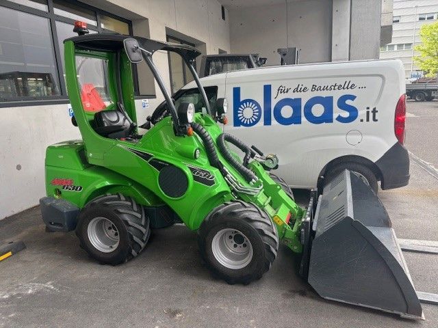 Avant M630EIBCT Teleskopstapler starr www.blaas-gabelstapler.com