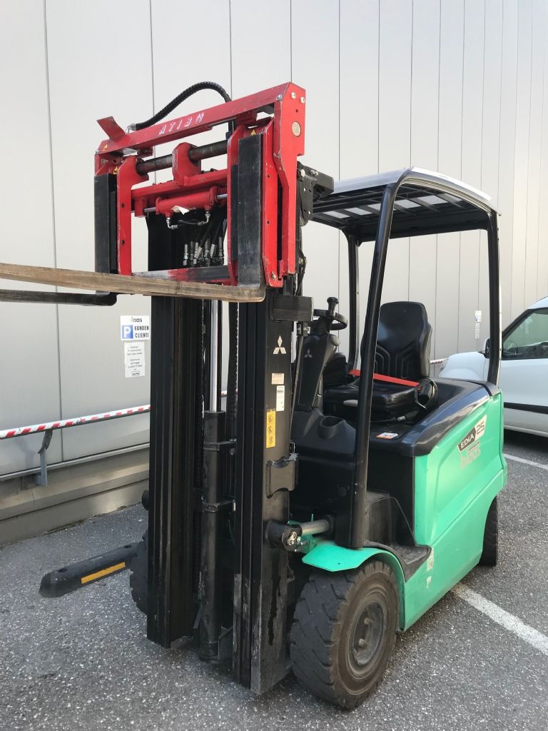 Mitsubishi FB25CN-80E Elektro 4 Rad-Stapler www.blaas-gabelstapler.com