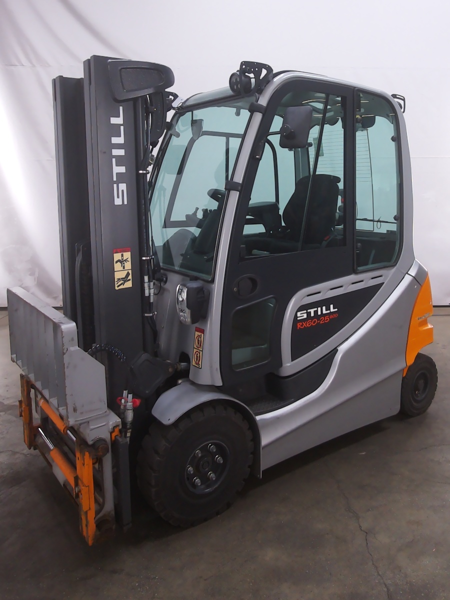 Still RX60-25L/600 Elektro 4 Rad-Stapler www.blackforxx.com