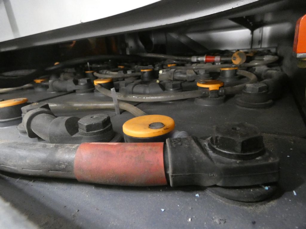 STILL RX60-80/BATT.NEU Elettrico 4 ruote www.blackforxx.com