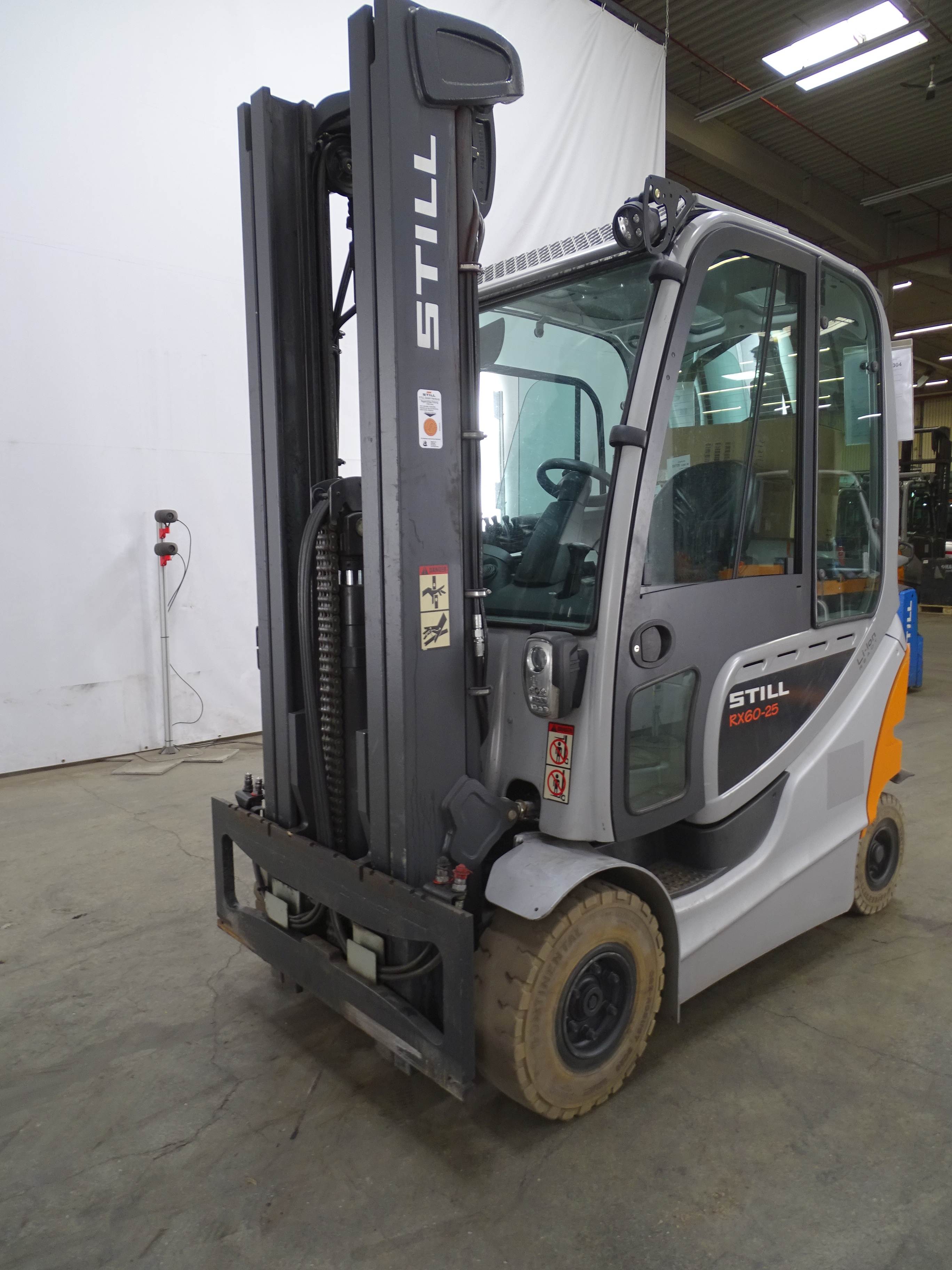 Still RX60-25 Elektryczny 4-kolowy www.blackforxx.com