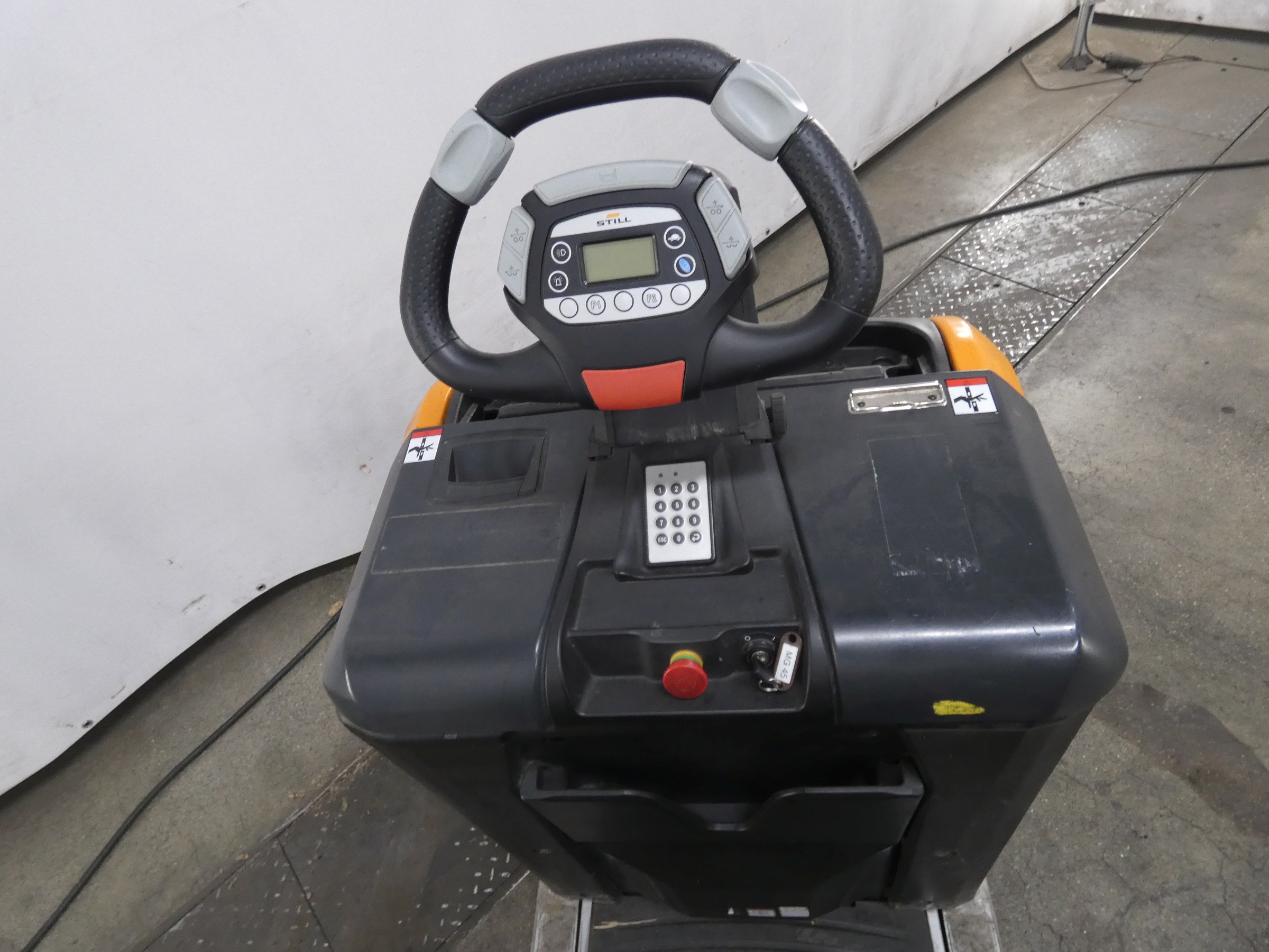 Still OPX25PLUS/520MM/2380 Niederhubkommissionierer www.blackforxx.com