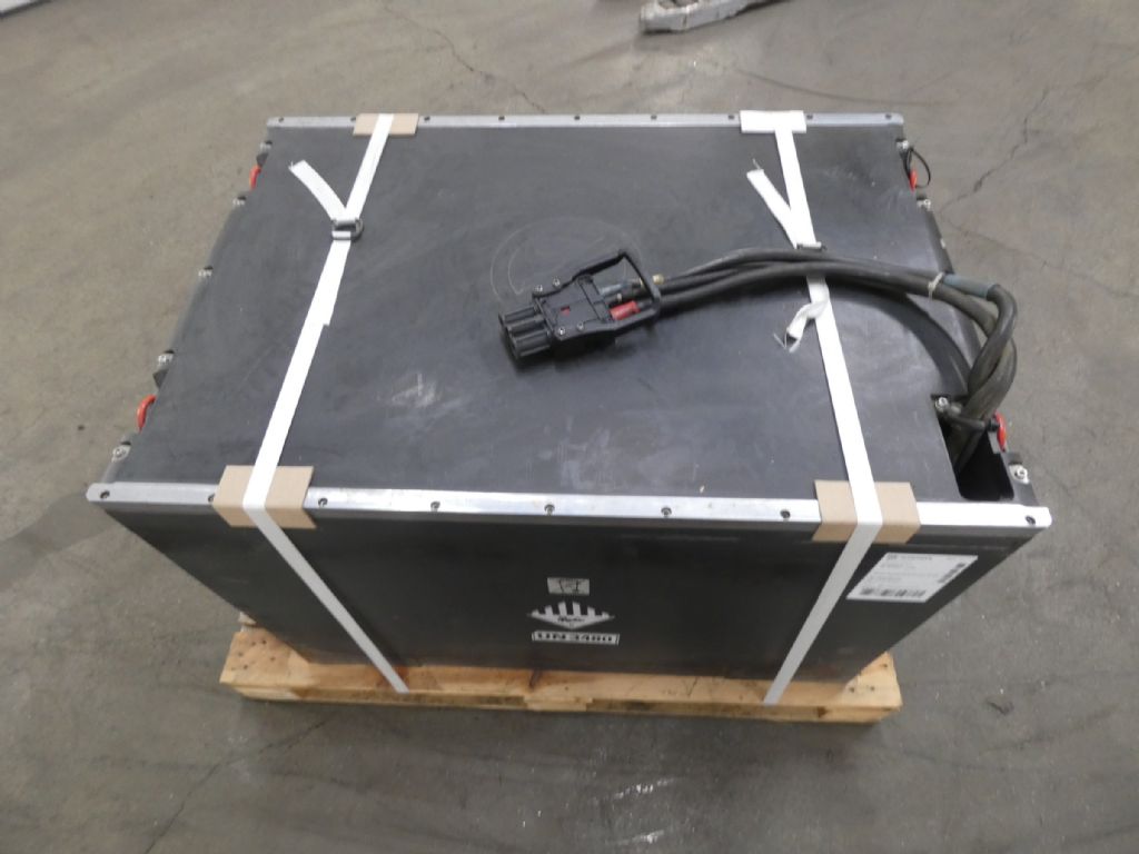 WEITERE 90V268AH/LIION Other www.blackforxx.com