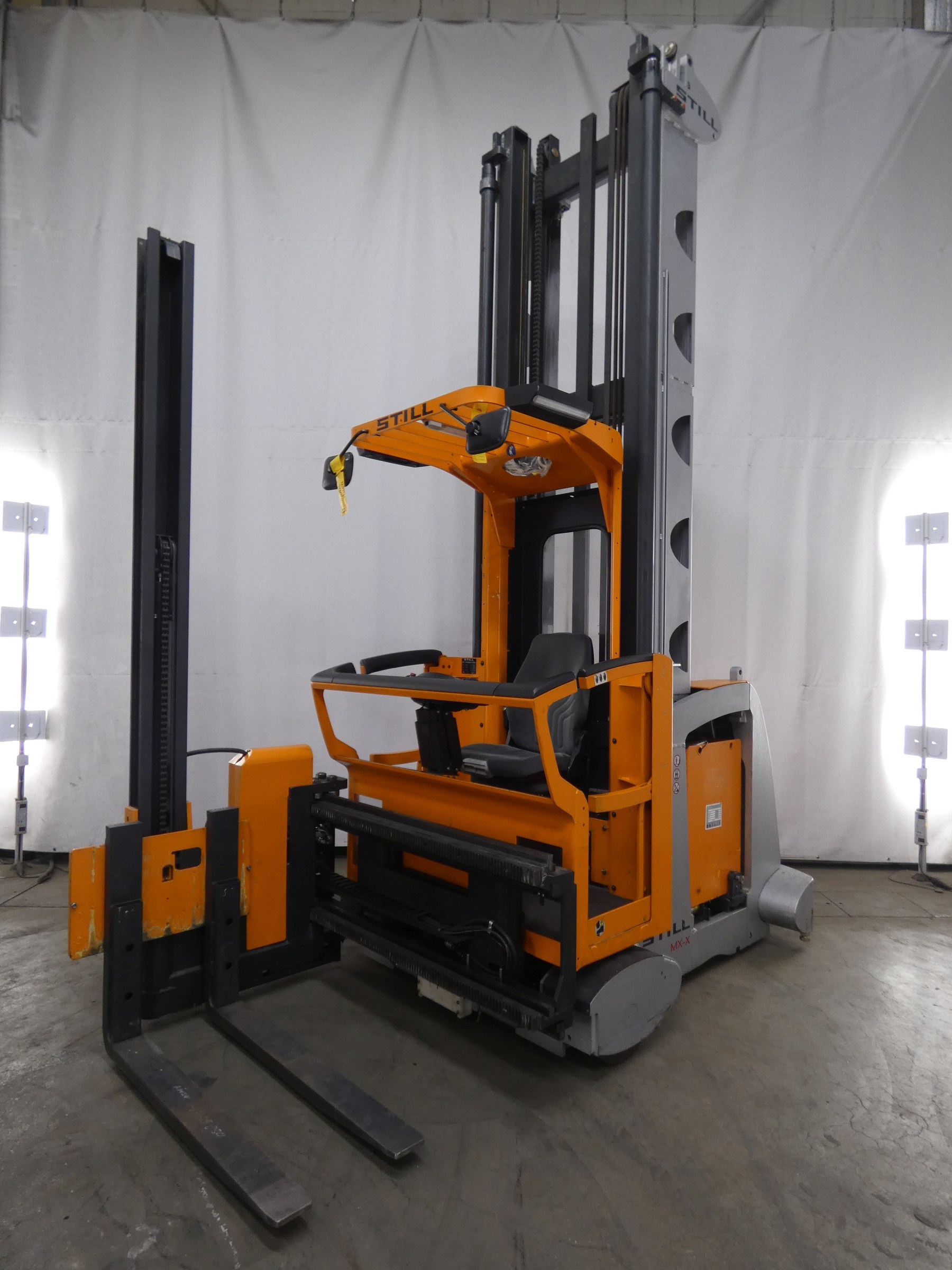 Still MX-X Hoogheffende orderverzameltruck  www.blackforxx.com