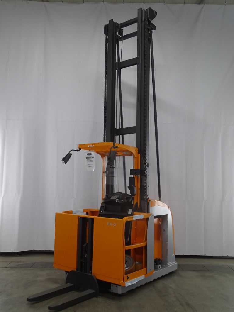 Still EK-X48 Selecionador de encomendas de alta elevao www.blackforxx.com