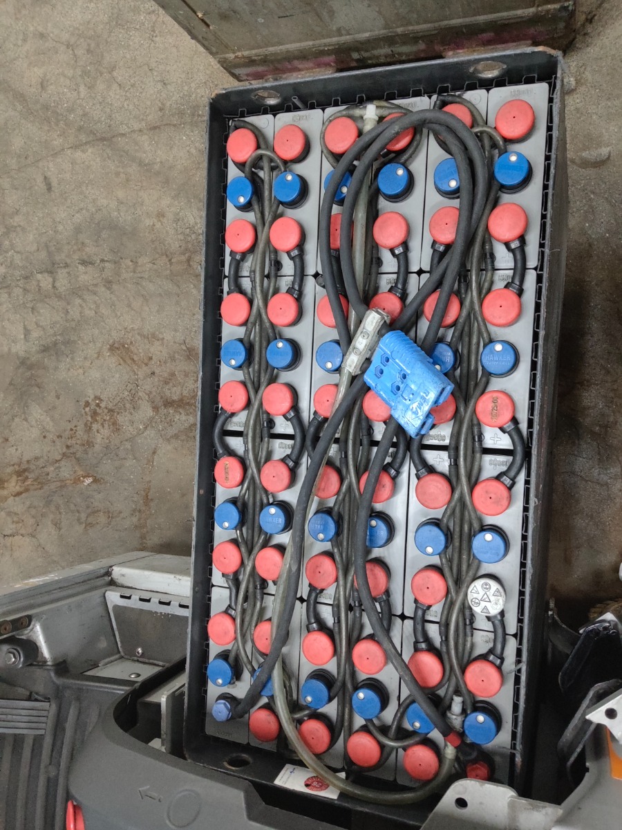 Still LTX70 Schlepper www.blackforxx.com