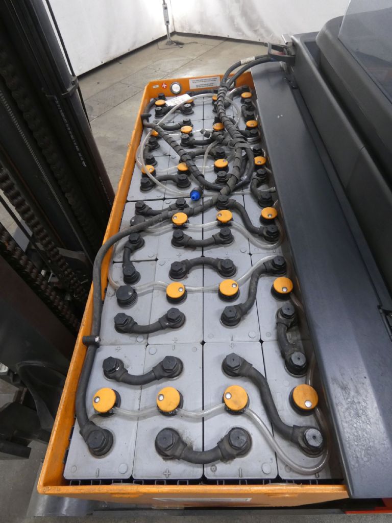 LINDE R16HD-01 Carrello retrattile www.blackforxx.com