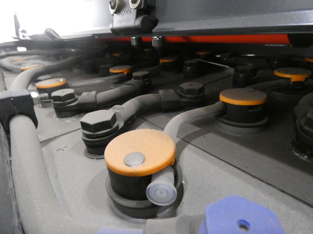 LINDE R16HD Carrello retrattile www.blackforxx.com