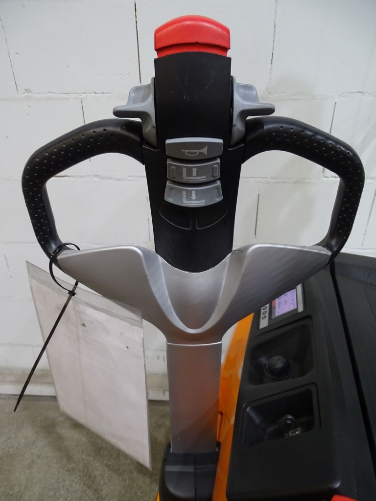 Still EXV14/BATT.NEU Stoccatore www.blackforxx.com