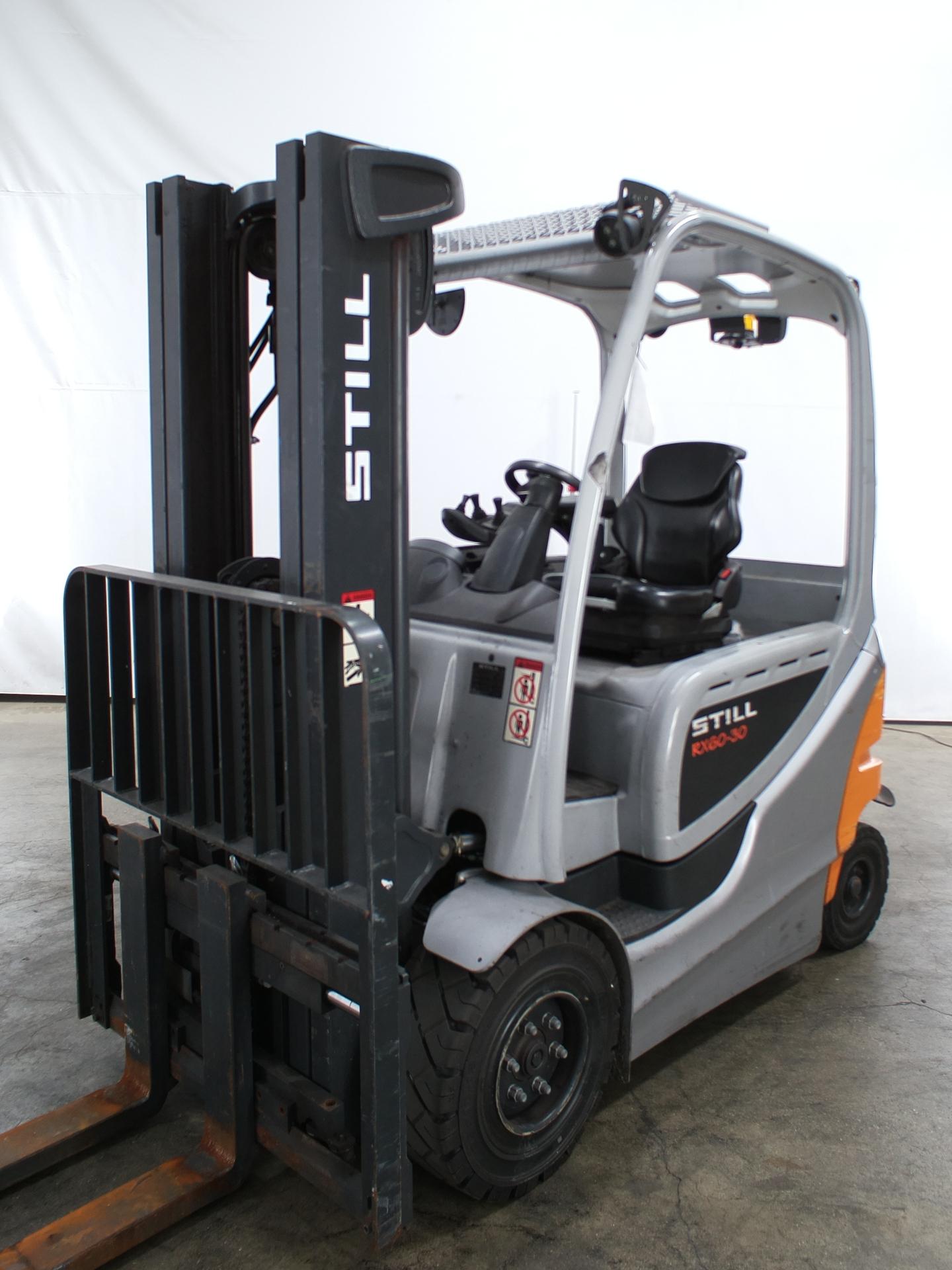 Still RX60-30 Elektryczny 4-kolowy www.blackforxx.com